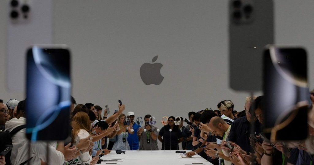 سوق الهواتف الذكية تسجل انتعاشا في 2024 بعد عامين من التراجع