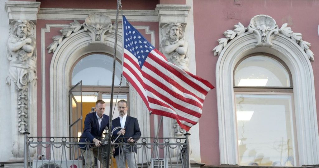 لا قضايا سياسية أو أمنية في محادثات أميركية روسية إسطنبول