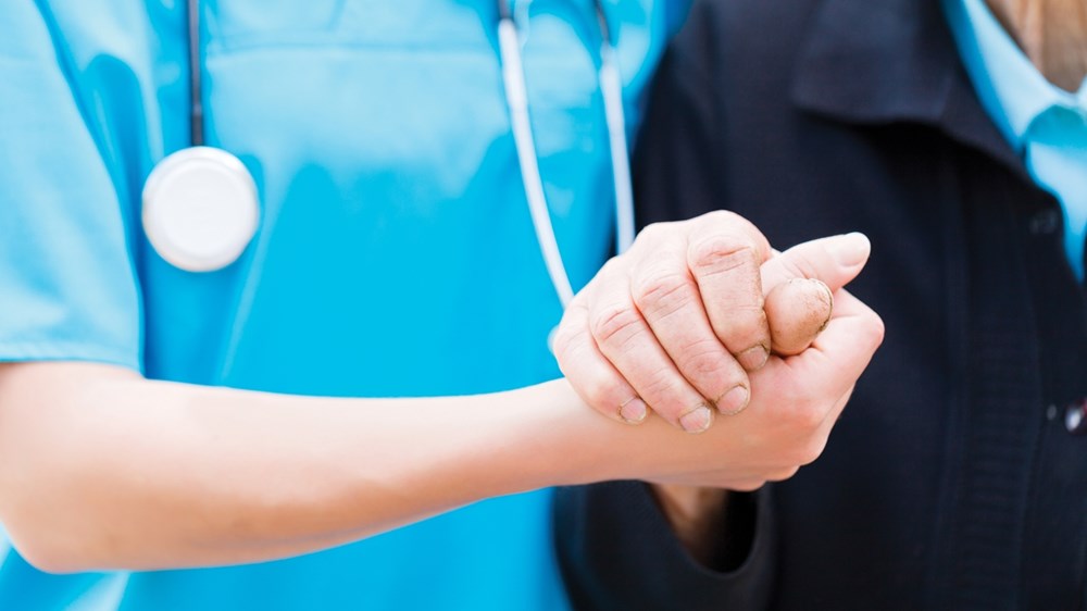 تعاون بين “التعليم العالي” وهيئة اعتماد برامج التمريض التعليمية الأميركية