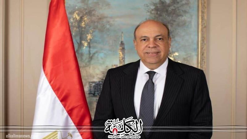 الحفني يوجه رسالة تقدير للعاملات بوزارة الطيران بمناسبة عيد الأم | ترانزيت المطار | بوابة الكلمة