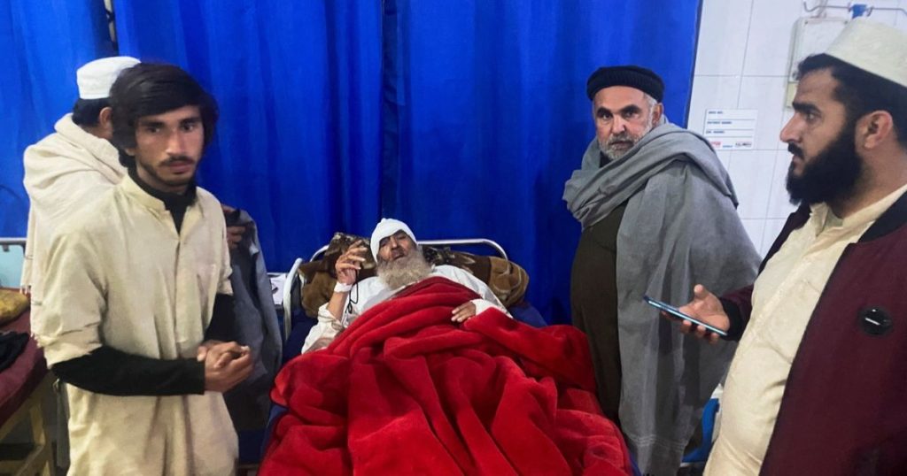 12 ضحية على الأقل في تفجير انتحاري شمال غرب باكستان