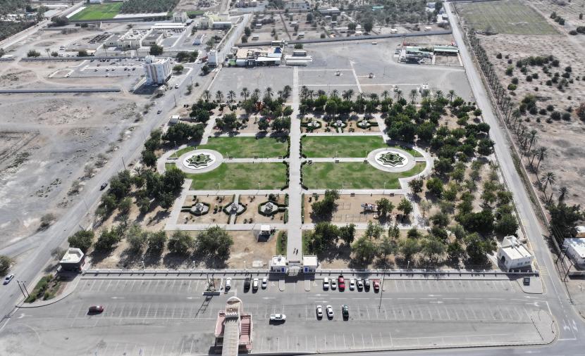 تنفيذ مشاريع تجميلية في جنوب الباطنة