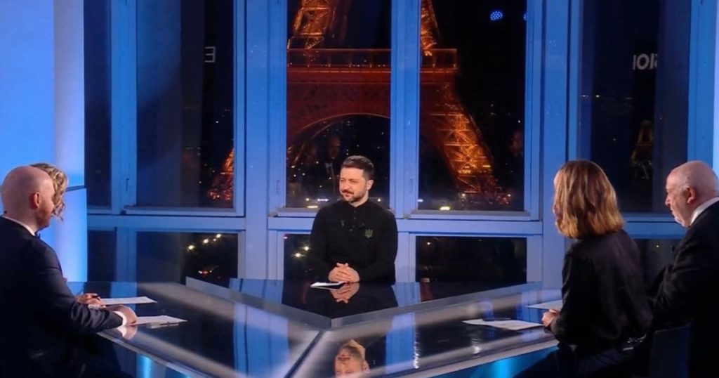 زيلينسكي: واشنطن تحت تأثير السردية الروسية