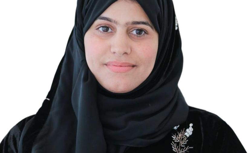 عُمانية تواصل النجاح في مشروع زراعة البطيخ بالمضيبي