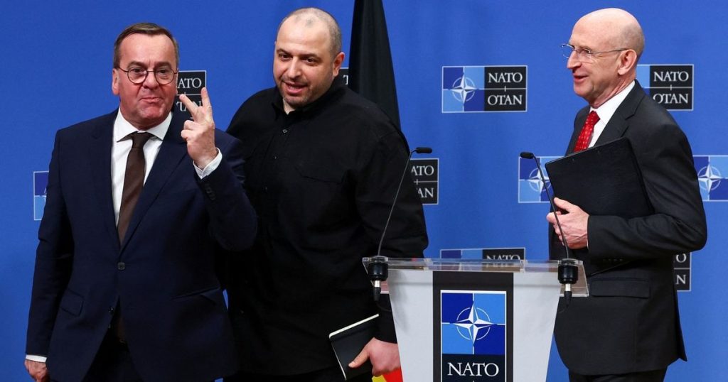 حلفاء أوكرانيا يتعهدون بـ21 مليار يورو مساعدات عسكرية