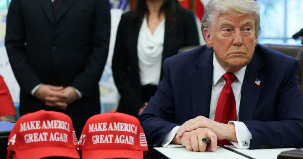 بعد 100 من ولاية ترمب استطلاع: 60% يرون أميركا الطريق الخطأ