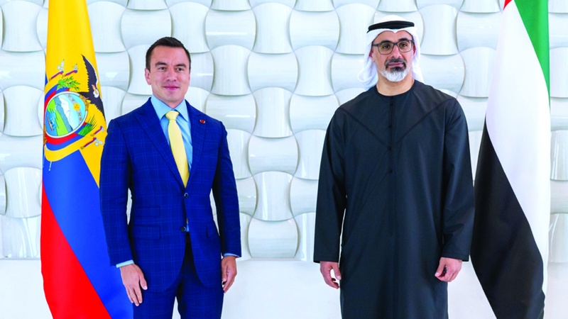خالد بن محمد ورئيس الإكوادور يبحثان تعزيز العلاقات
