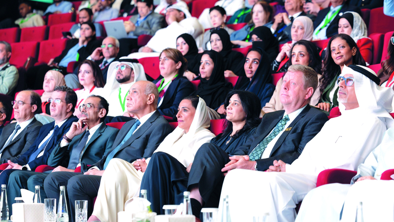 أكاديميون يدعون إلى دمج الذكاء الاصطناعي في التعليم العالي