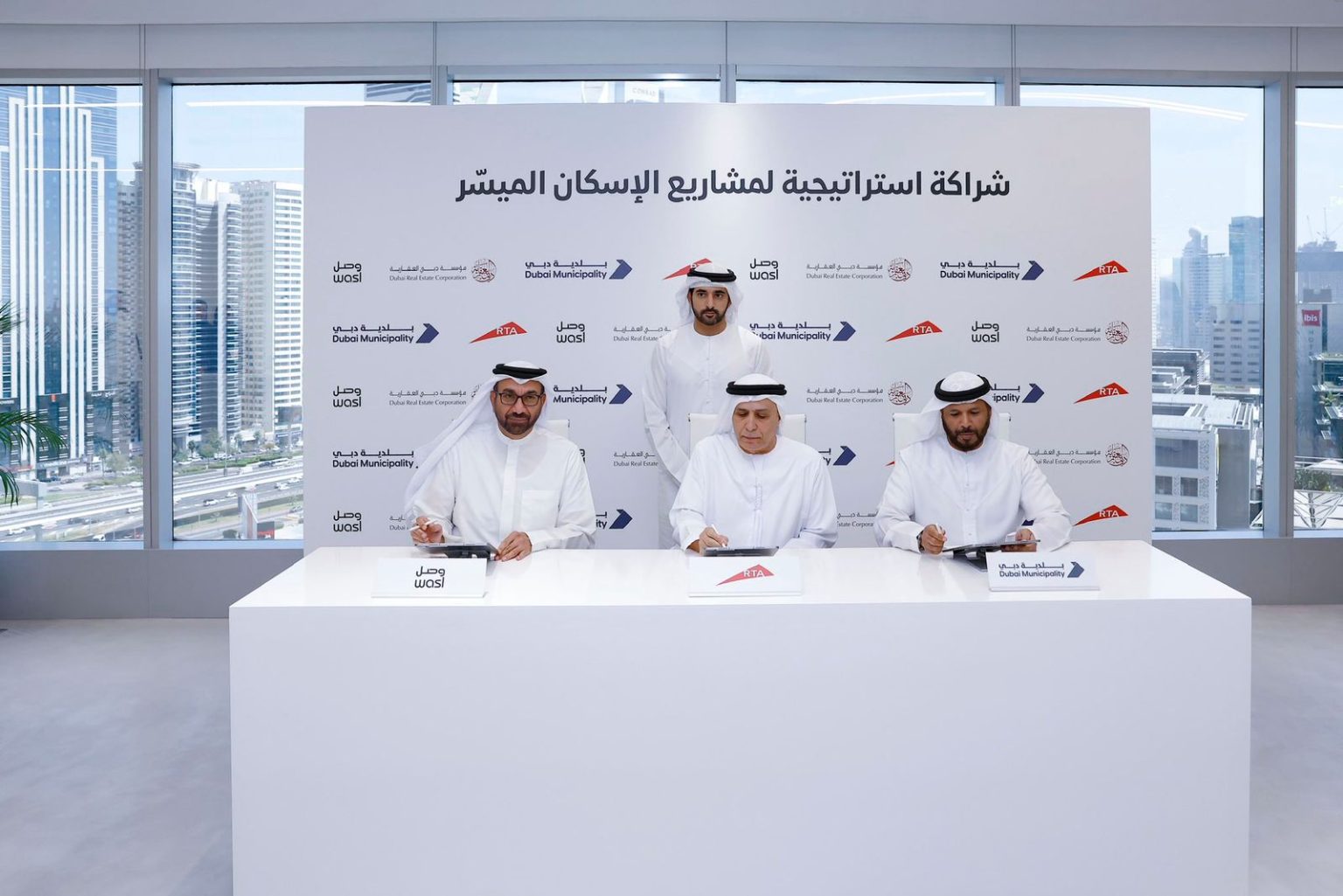 حمدان بن محمد: هدفنا توفير حلول إسكانية متكاملة ومريحة للكفاءات العاملة في دبي