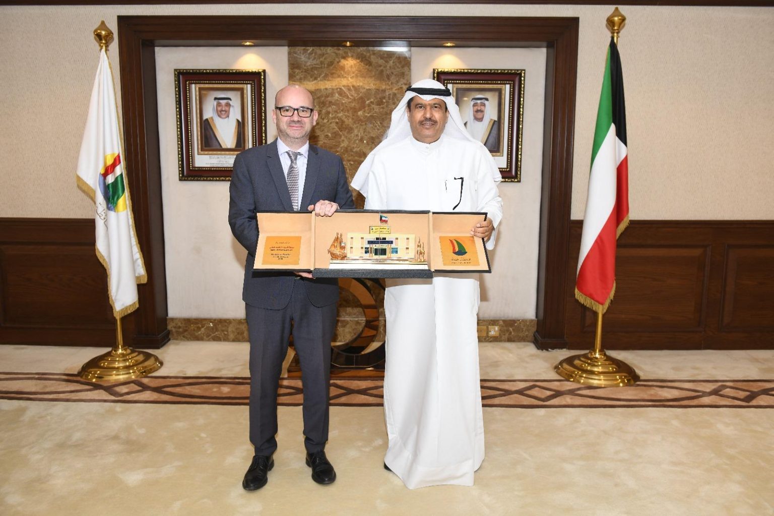 محافظ حولي يستقبل سفير جمهورية فرنسا لدى الكويت