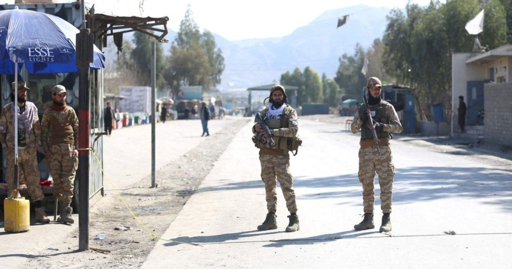 باكستان تعتزم رفع مستوى العلاقات الدبلوماسة مع أفغانستان