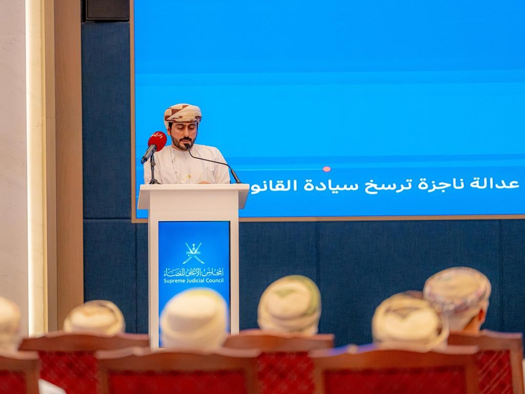 متحدث (1).jpg