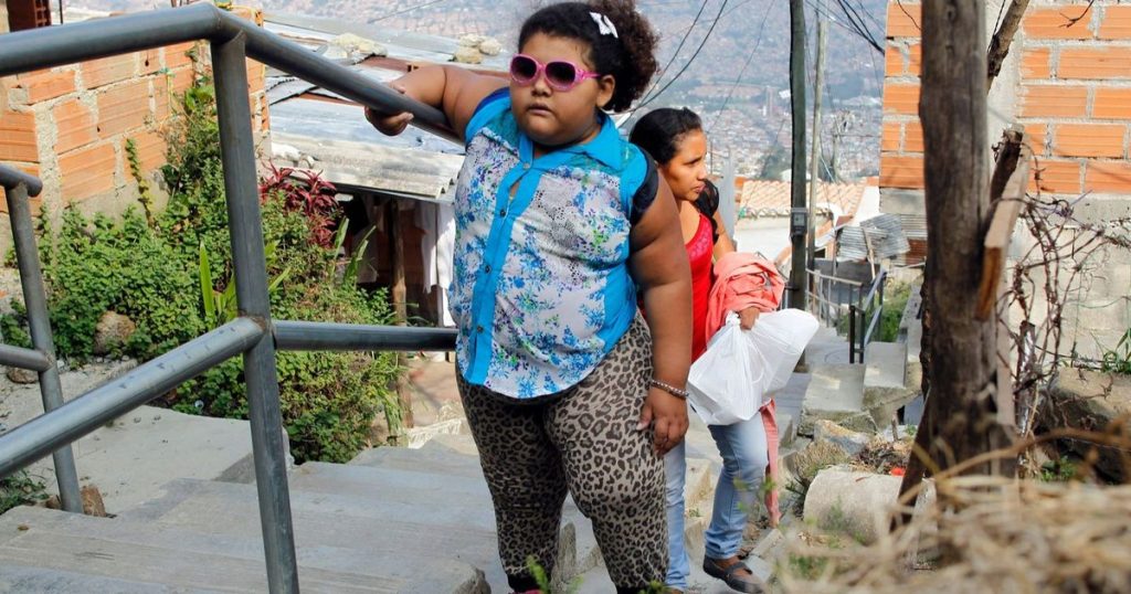 إعلانات الوجبات السريعة تحفز الأطفال على تناول سعرات أكثر