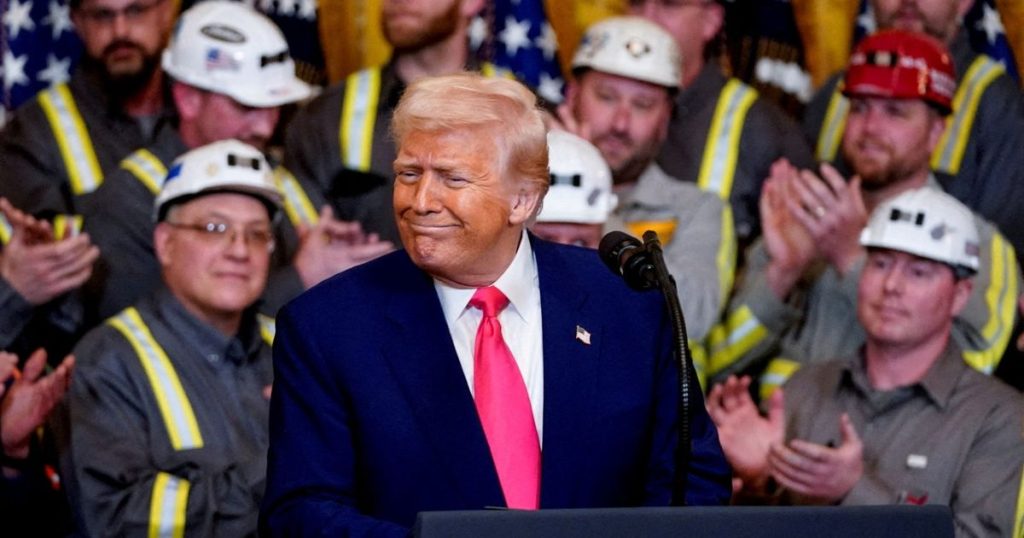 ترامب يقلل من مخاوف ركود اقتصادي: أمريكا في مرحلة انتقالية