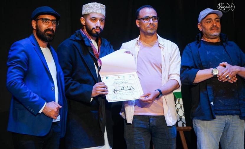 فرقة نخل للمسرح تحصد 3 جوائز في مهرجان “التسيرا” بتونس