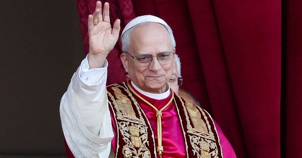 ليو الرابع عشر.. من هو البابا القادم من الأميركيتين؟