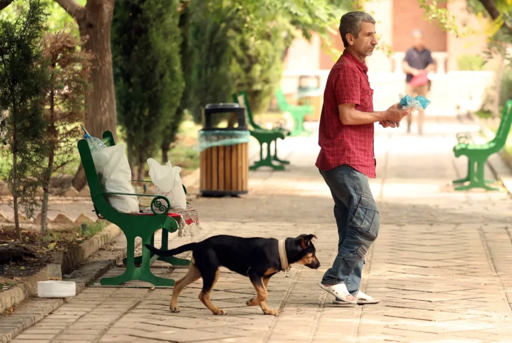 المشي للخلف.. 5 أسباب تدفعك لممارسة هذا النشاط