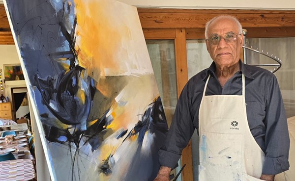 الفنان التشكيلي محمود أشكناني يسجل حضوراً فنياً بملتقى لودفيغ الدولي الـ33 للفنون في هنغاريا