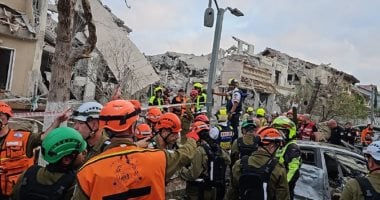 مقتل 3 وإصابة 65 آخرين في القصف الإيراني على الكيان الصهيوني