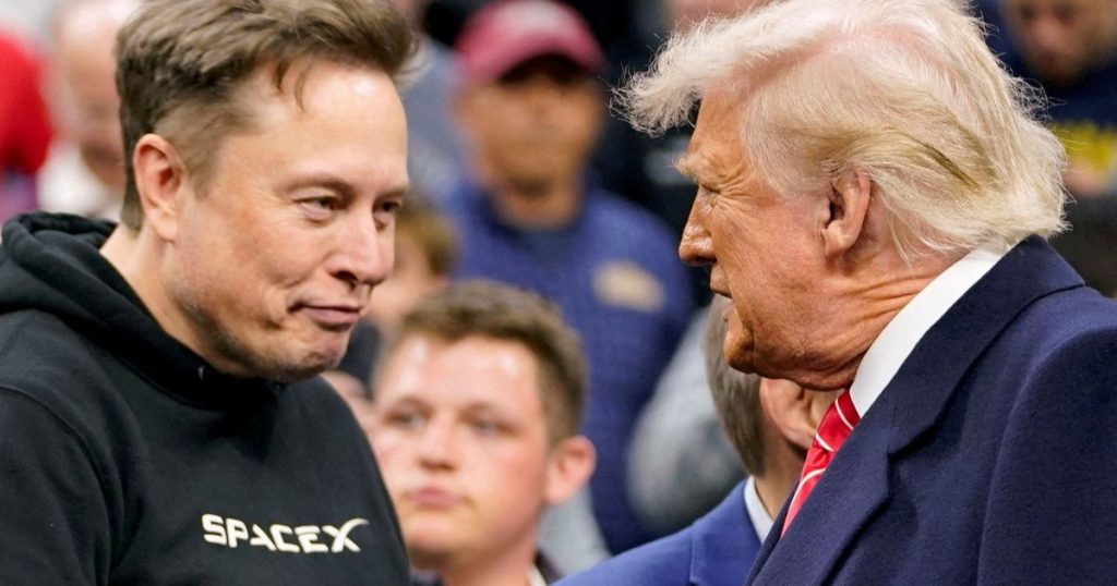 معركة ترمب وماسك.. ماذا قال الجمهوريون والديمقراطيون؟