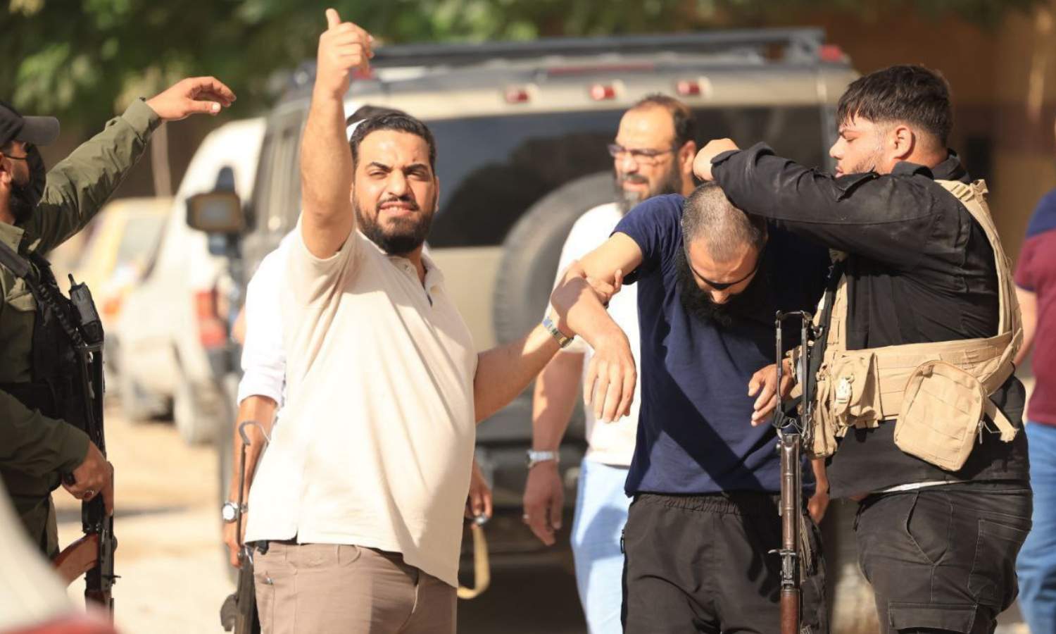 إلقاء القبض على متورطين في الهجوم الذي استهدف كنيسة "مار إلياس" في حي الدويلعة بالعاصمة دمشق - 23 حزيران 2025 (وزارة الداخلية)