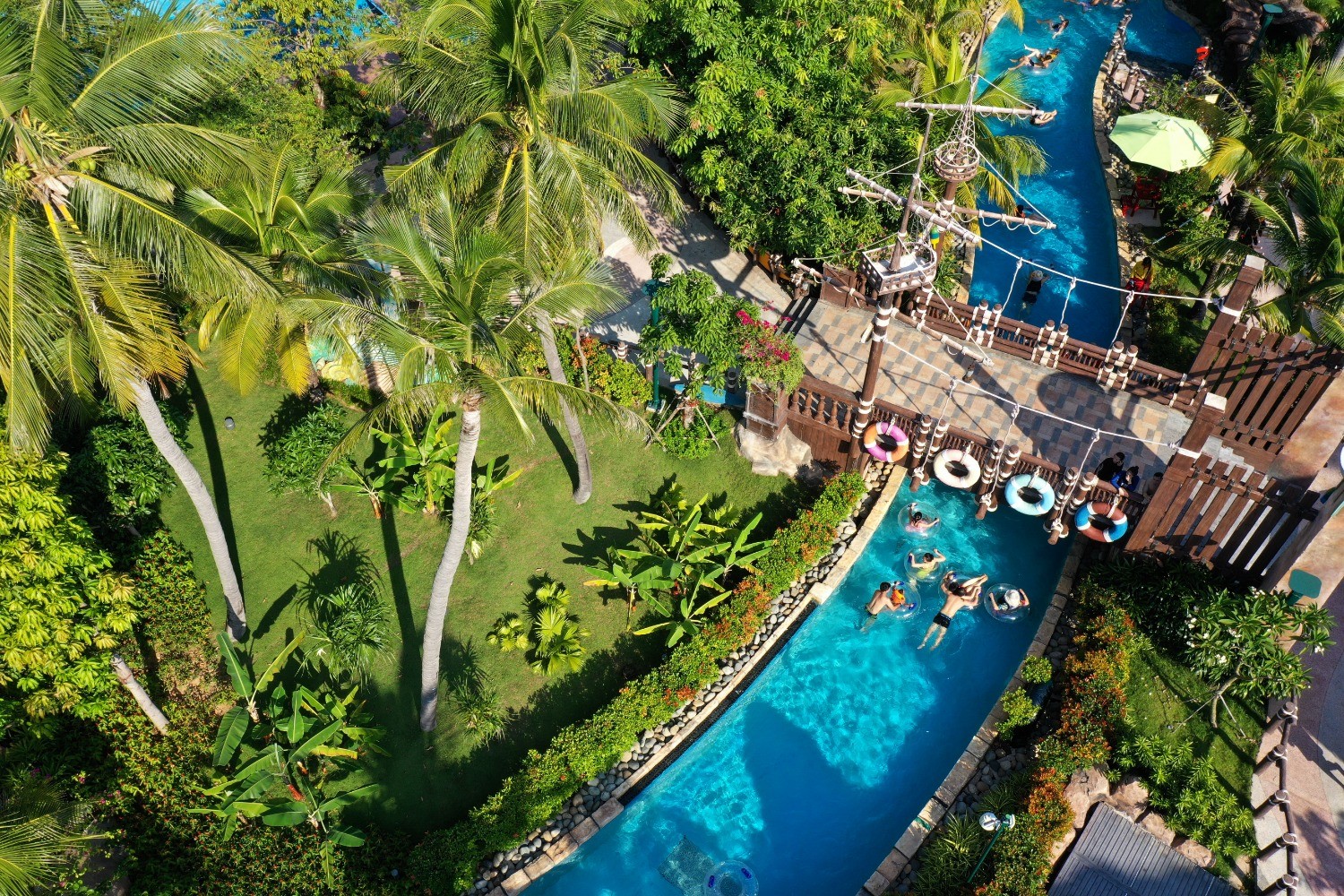 Aquatopia  Rixos Vietnam.jpeg