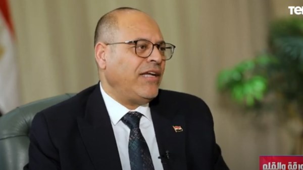 وزير العمل يعلن صرف 400 ألف جنيه لأسر ضحايا حادث مصنع المحلة