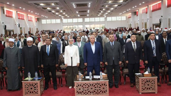 انطلقت على مستوى الجمهورية.. محافظ الوادي الجديد يشهد تدشين مبادرة 