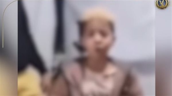 حقيقة الفيديو المنتشر لـ«طفل» يحمل سلاحًا أبيضًا لتهديد المارة بالقاهرة