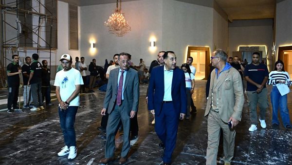 بجولة ليلية.. رئيس الوزراء يتابع الترتيبات والتجهيزات النهائية للاحتفال بافتتاح المتحف المصري الكبير