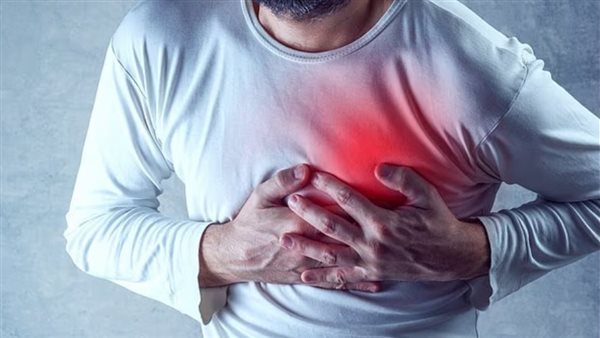 خطورة بالغة.. ارتجاع المريء المزمن قد يؤدي لمشاكل في القلب