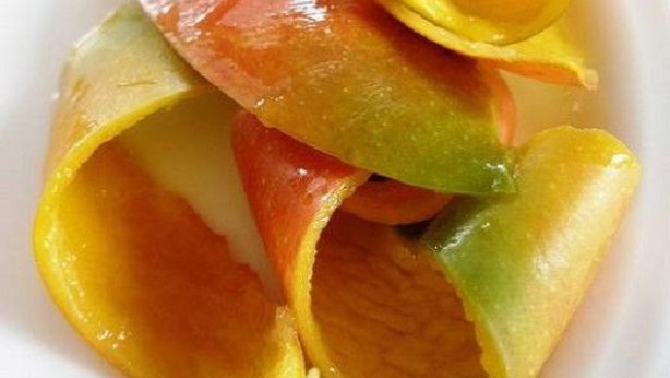 بنرميها في الزبالة.. فوائد مسحوق قشور المانجو وطريقة عمله