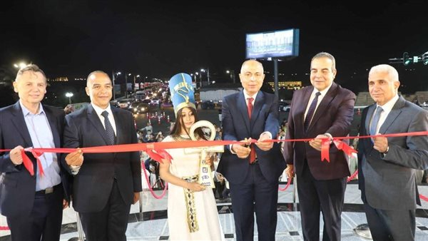 محافظ المنيا يفتتح ميدان النيل.. وتركيب شاشة عملاقة لمتابعة افتتاح المتحف المصري الكبير