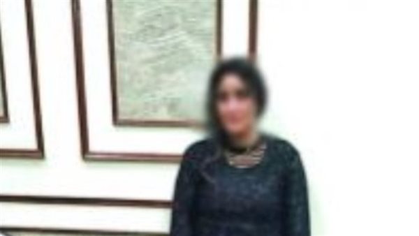 الداخلية تضبط صانعة محتوى بتهمة نشر فيديوهات خادشة للحياء بالإسكندرية