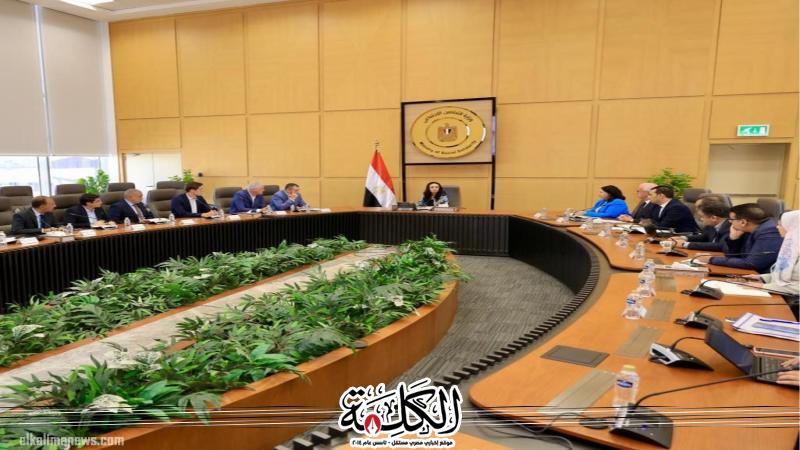 وزيرة التضامن تلتقي وفدًا من شركة اوتوبوك الألمانية لمتابعة تجهيز مراكز التجميع والمواءمة | أخبار وتقارير | بوابة الكلمة