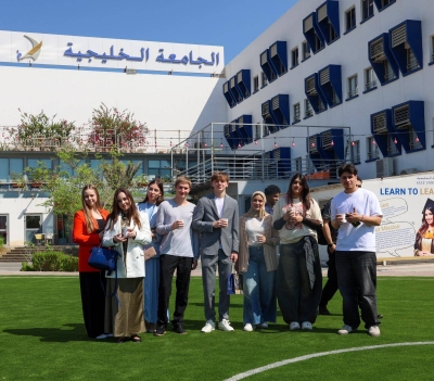 وفد طلابي من روسيا يستكشف فرص التعاون الأكاديمي مع الجامعة الخليجية – الوطن