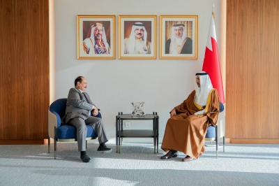 وزير المواصلات والاتصالات يستقبل سفير جمهورية اليمن لدى مملكة البحرين – الوطن
