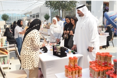 انطلاق المعرض الثاني للأسر المنتجة في مجمع مراسي غاليريا بمشاركة واسعة من الأسر البحرينية – الوطن