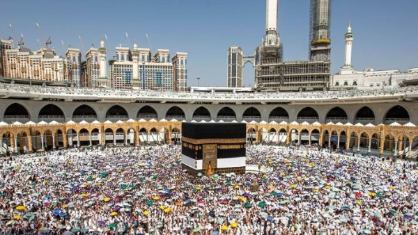 بدء التقديم لحج القرعة 2026 إلكترونيًا.. الداخلية تعلن الشروط والضوابط الكاملة لضمان موسم آمن ومنظم