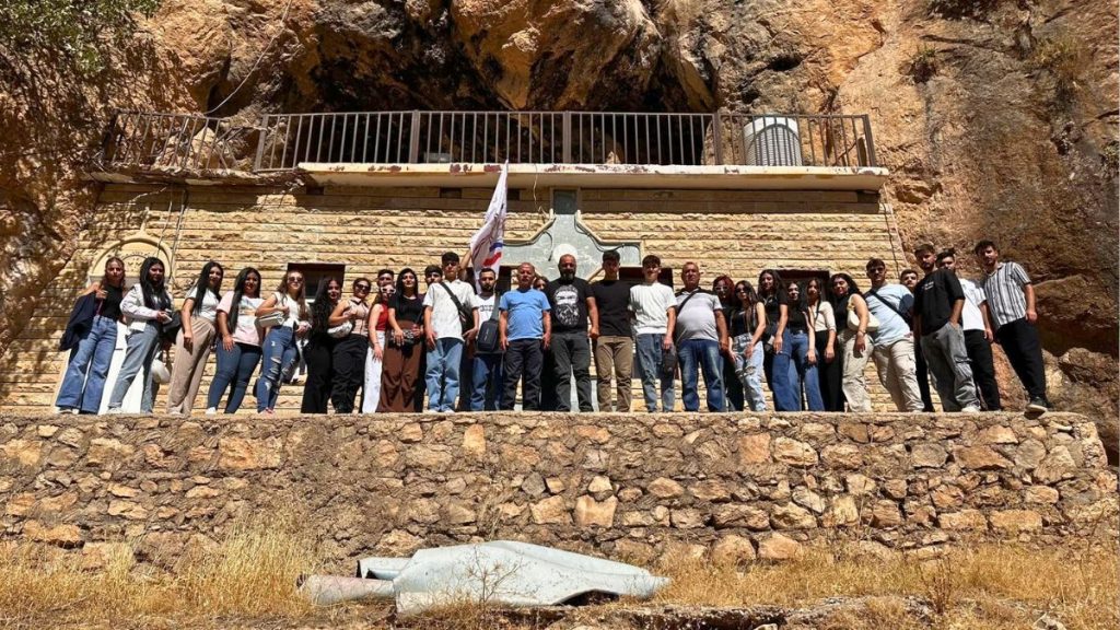 الإدراة الذاتية” تربط إغلاق المدارس المسيحية بـ”منهاج البعث