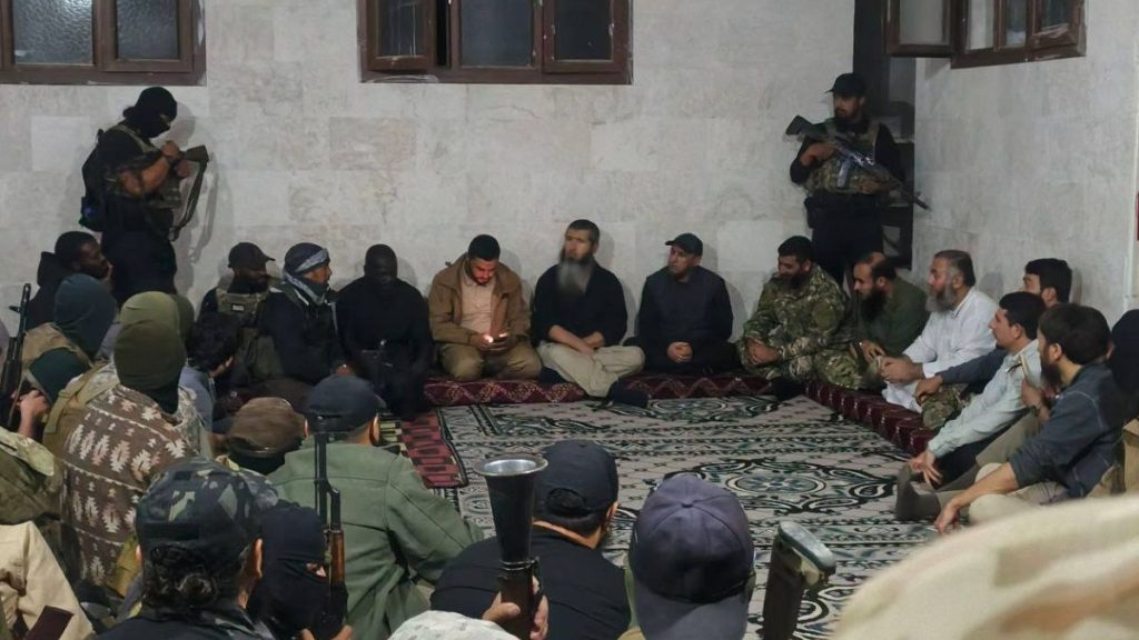 فرقة الغرباء” تعلن عن اتفاق لوقف إطلاق النار بمخيم “حارم