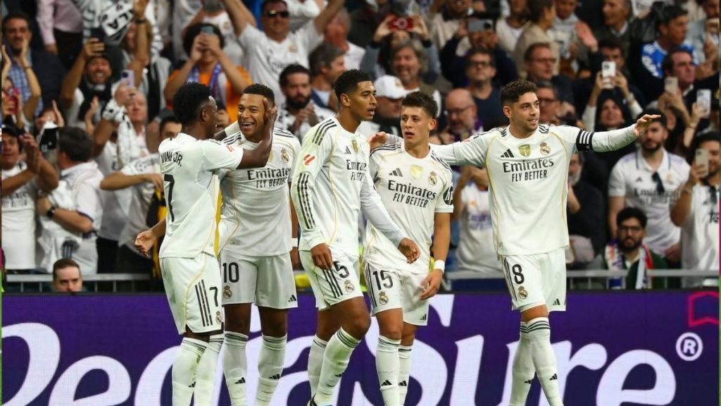 ريال مدريد يحسم “الكلاسيكو” ويعزز الصدارة