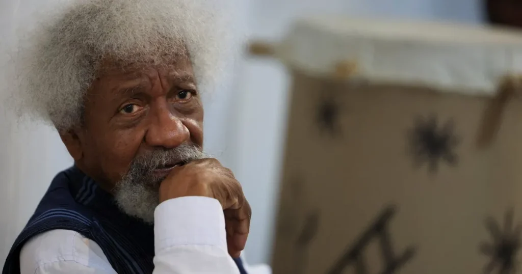 أميركا تلغي تأشيرة روائي نيجيري حائز على نوبل