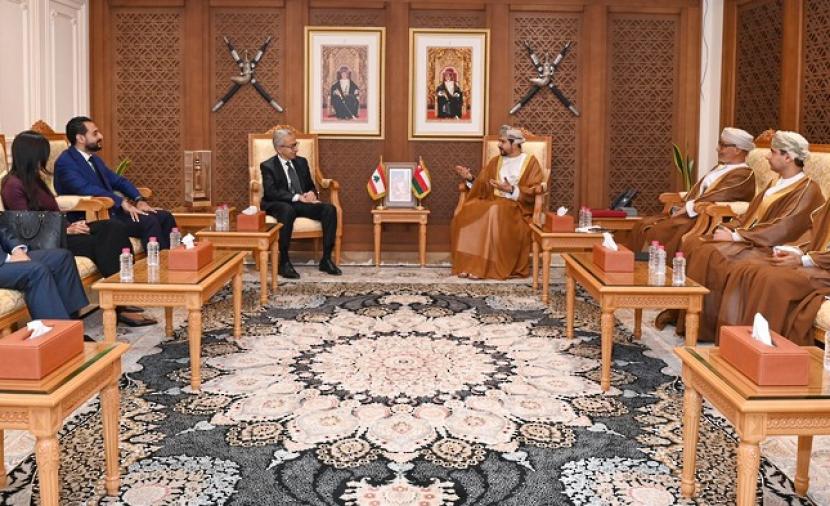 استعراض سبل تعزيز التعاون الاقتصادي والاستثماري بين عُمان ولبنان