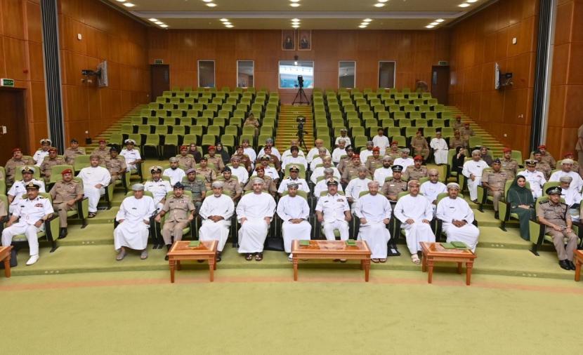 كلية الدفاع الوطني تبدأ البرنامج الموازي العاشر حول “الأمن الصحي”