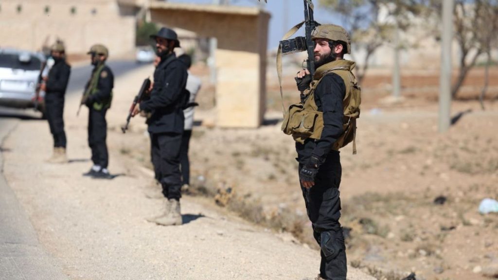 قتيل وجرحى في اشتباكات عائلية بريف حلب