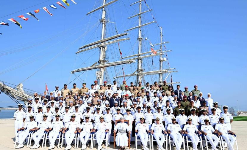 شباب عُمان الثانية” ترسو في أرض الوطن بعد الرحلة الدولية السابعة “أمجاد البحار