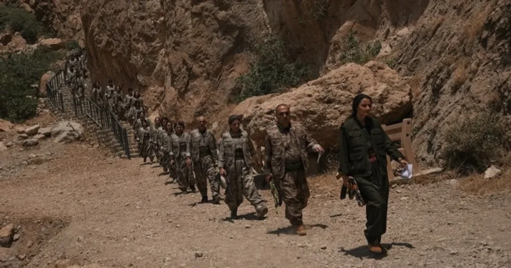 حزب العمال الكردستاني يعلن الانسحاب من تركيا إلى شمال العراق