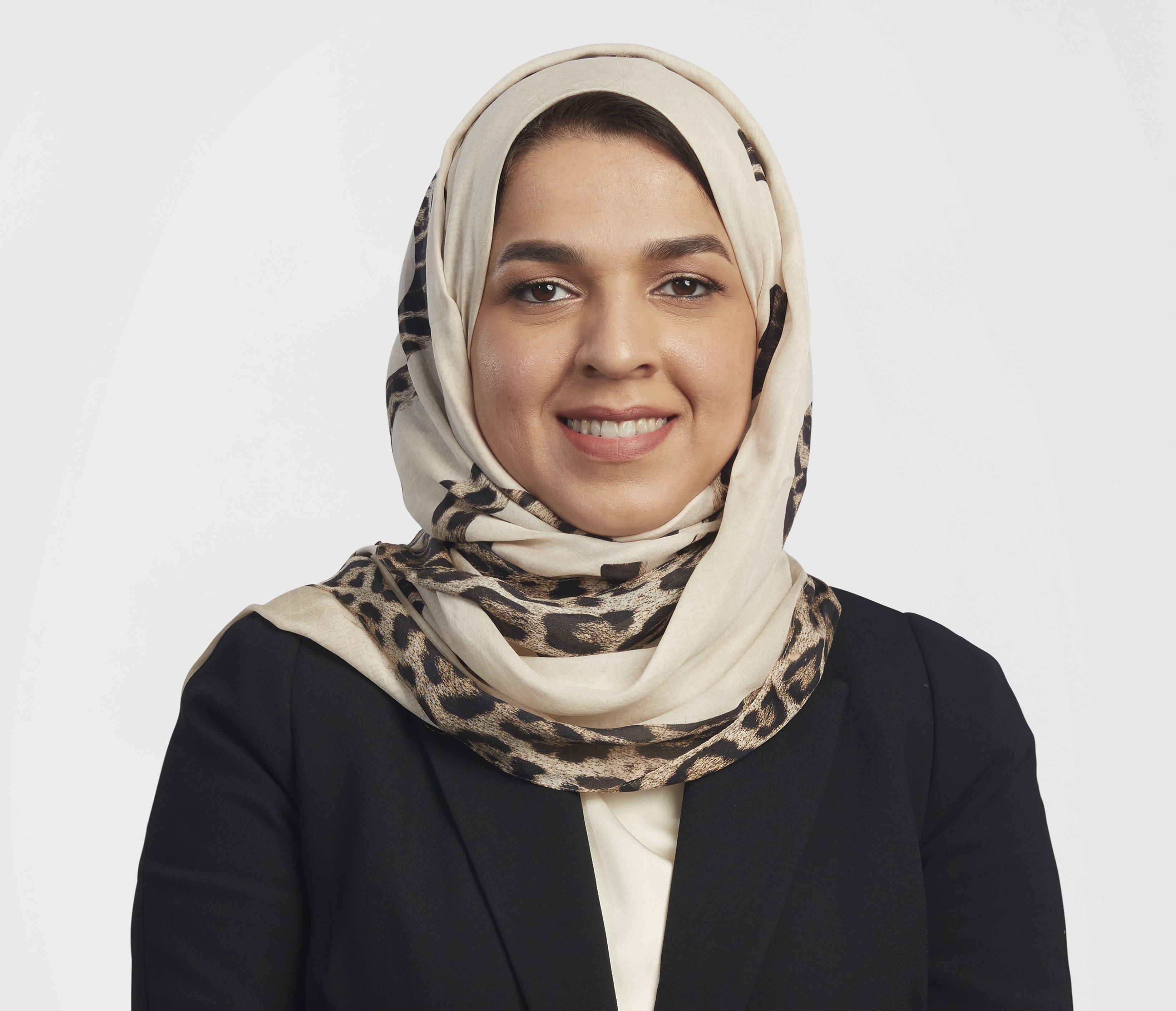 وفاء العجمية.jpg