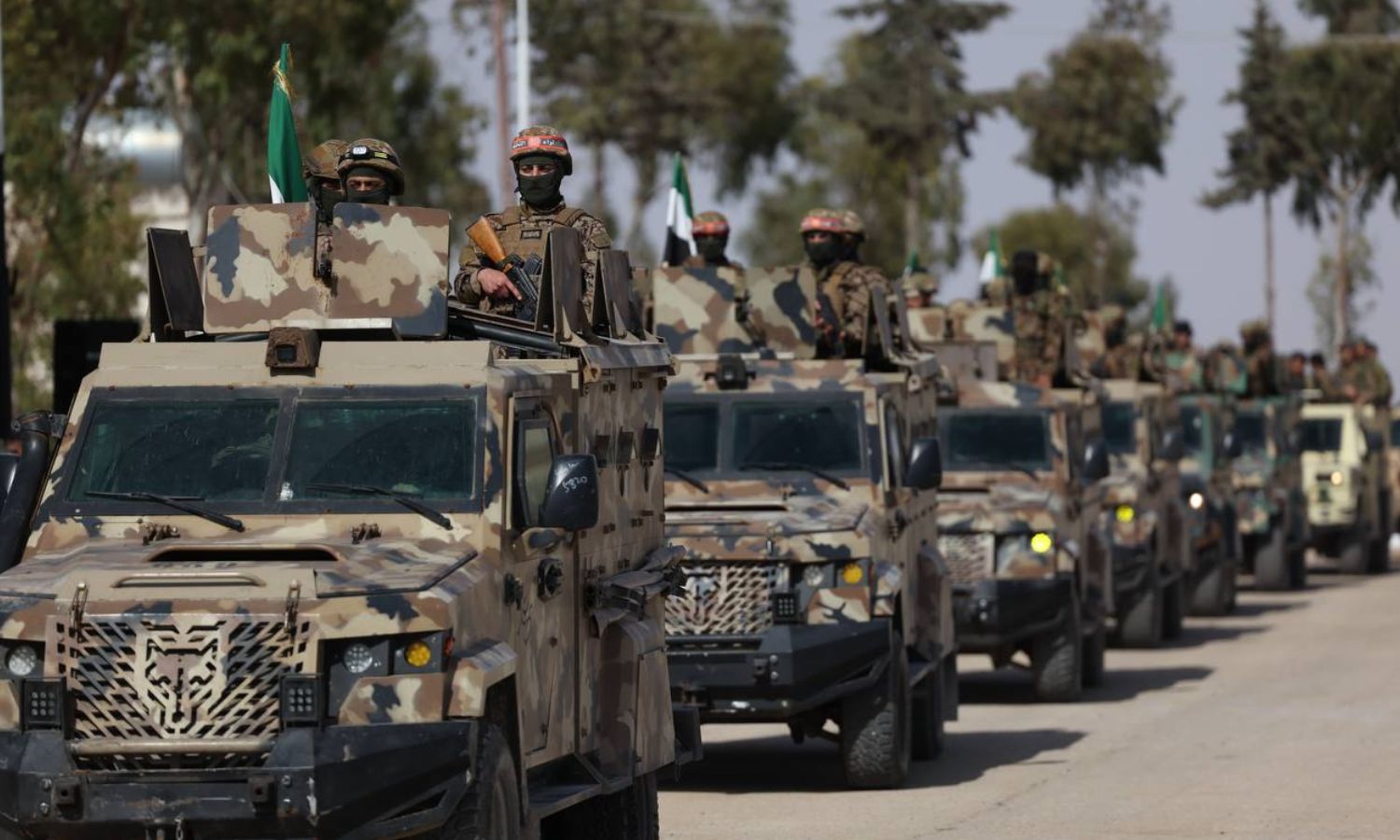 خلال حفل تخريج لعناصر الفرقة 56 في الجيش السوري - 1 حزيران 2025 (وزارة الدفاع)